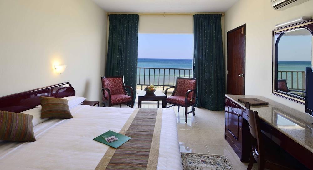 Resort Sur Beach Holiday Ngoại thất bức ảnh