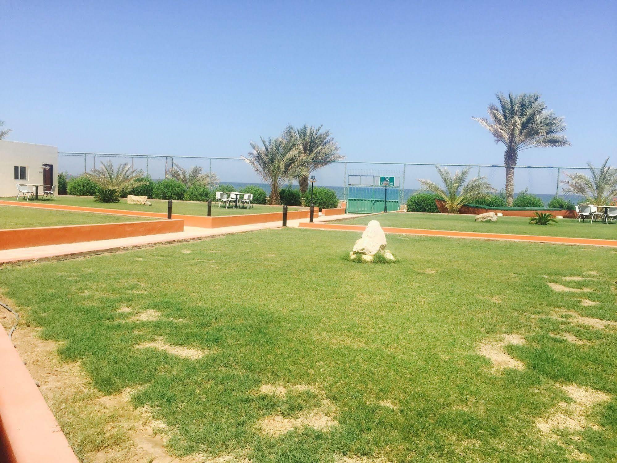 Resort Sur Beach Holiday Ngoại thất bức ảnh